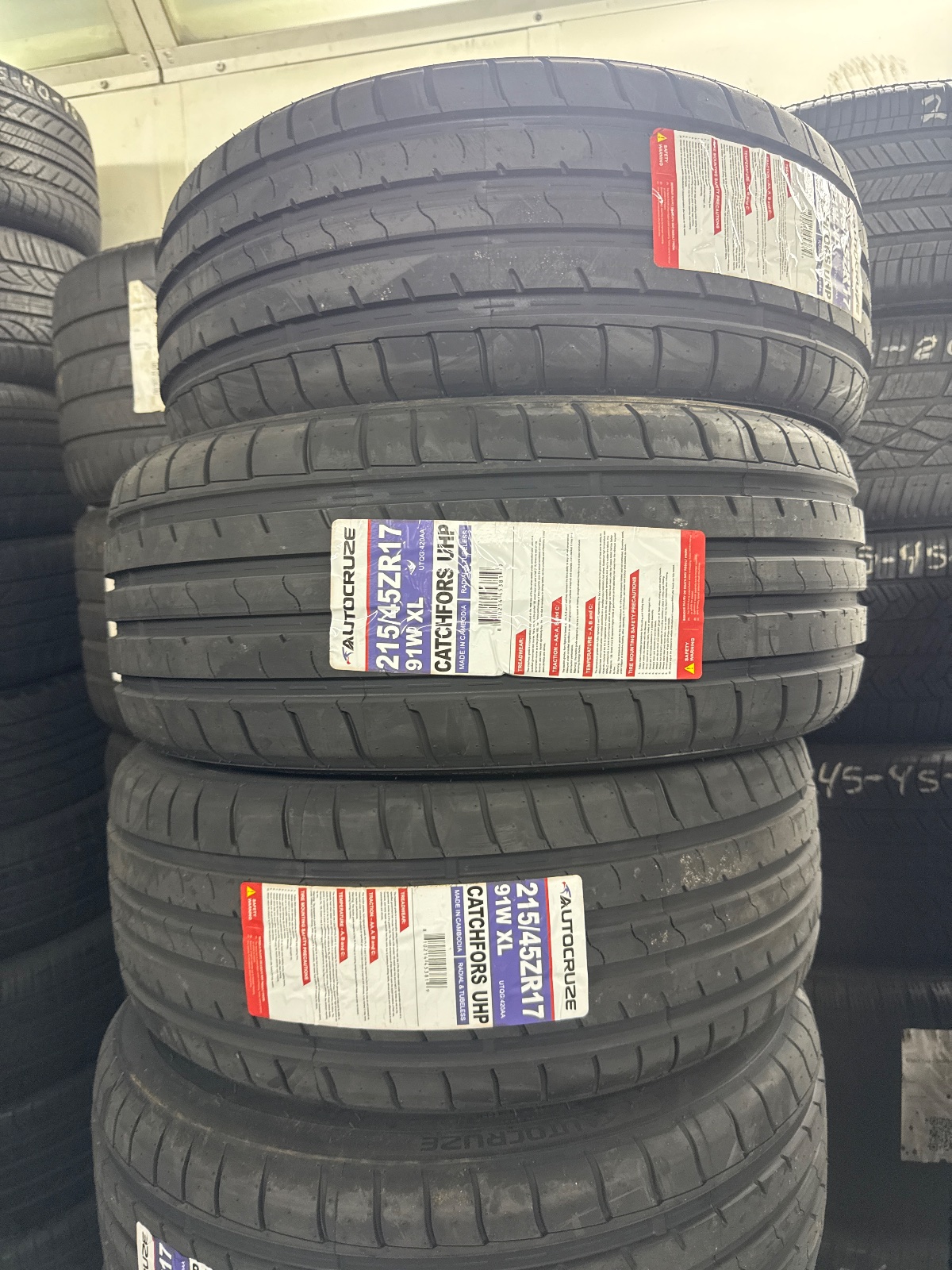 Autocruze Catchfors 215/45R17 91W
