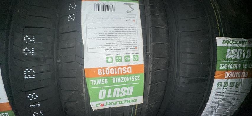 Doublestar  P235/40R18 95W