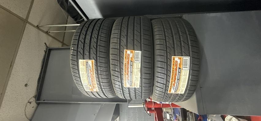 Arroyo 275/40R20 · Nueva